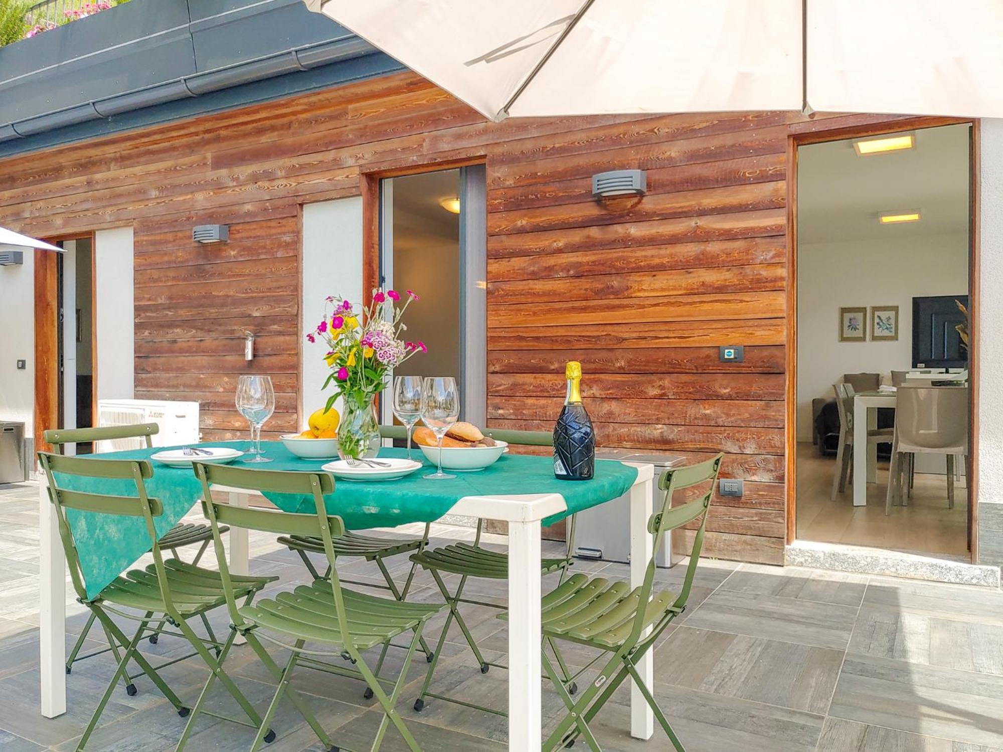 Dascio Emotion Ferienwohnung Mit Terrasse Am See Eksteriør bilde