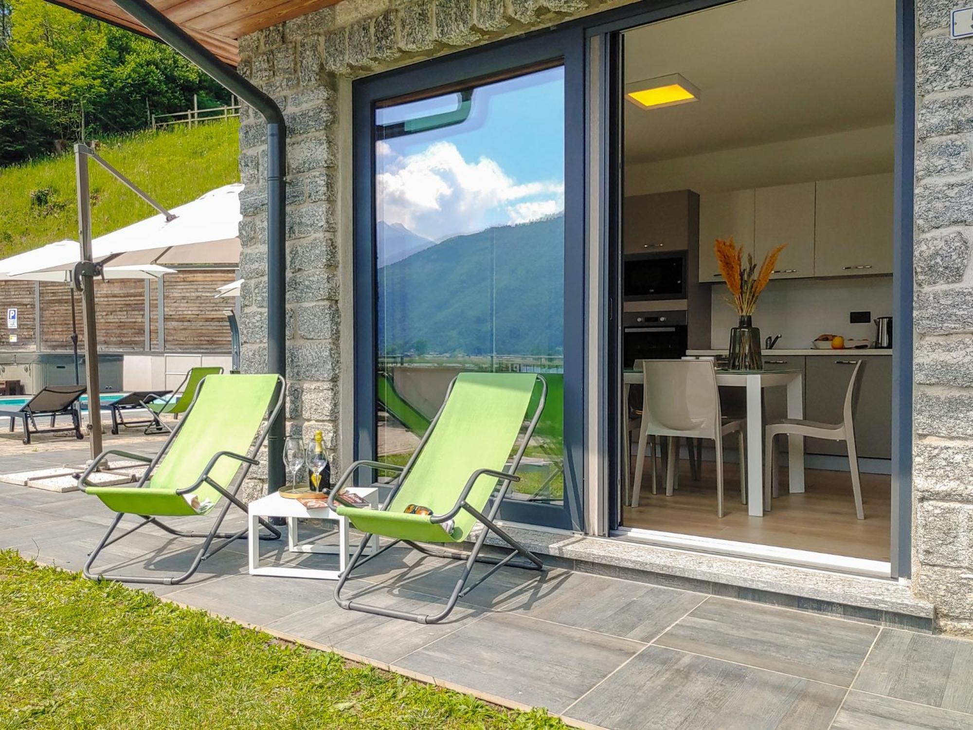 Dascio Emotion Ferienwohnung Mit Terrasse Am See Eksteriør bilde