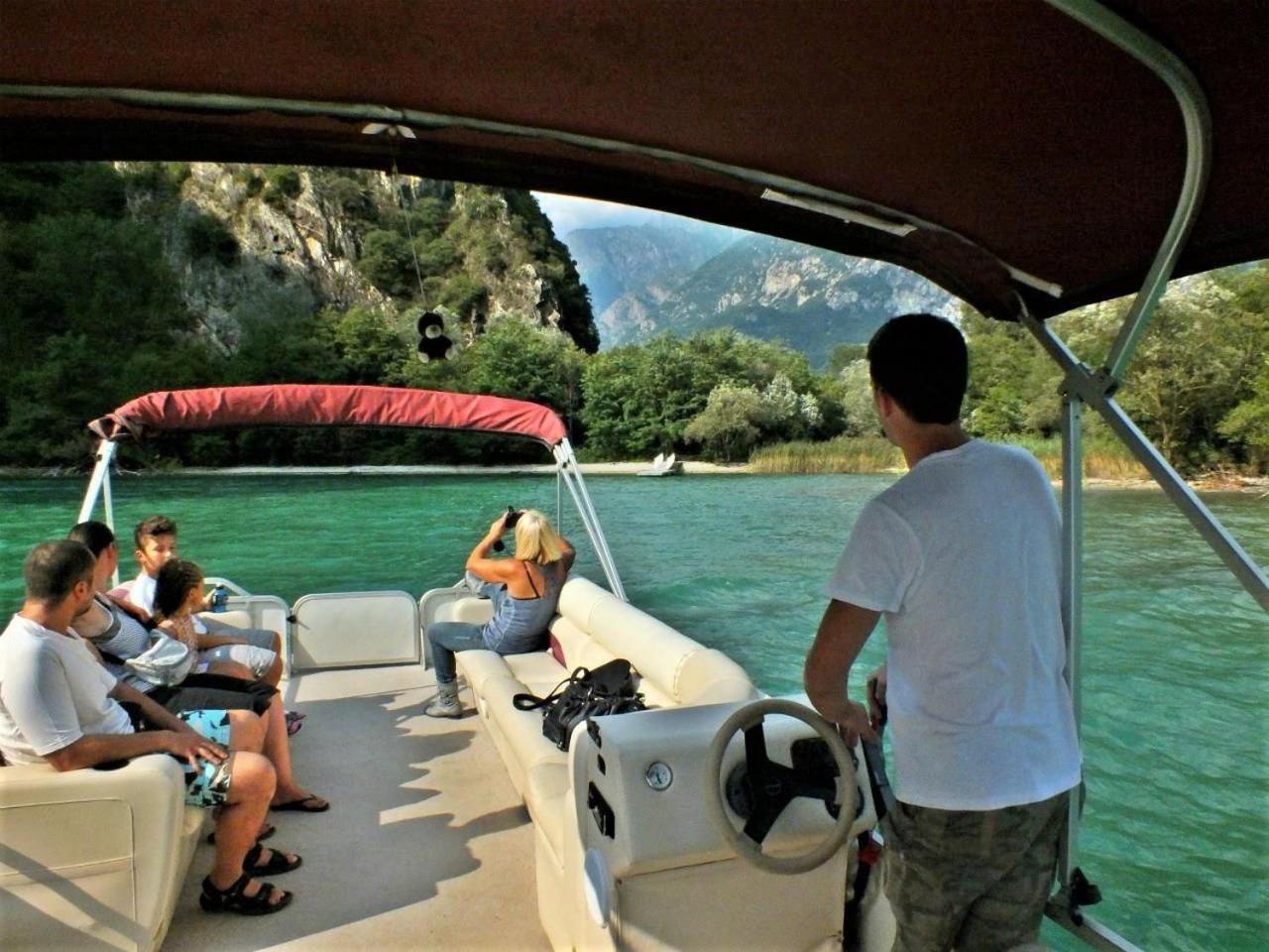 Dascio Emotion Ferienwohnung Mit Terrasse Am See Eksteriør bilde